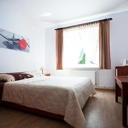 Bogdanka 招待所 3*